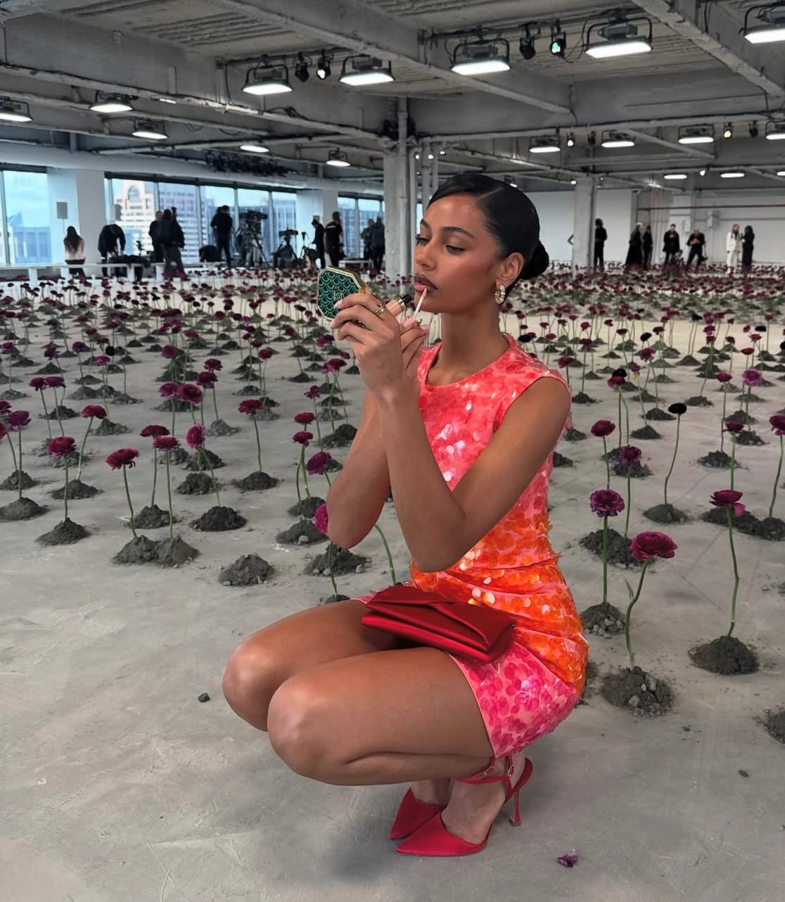 Sequins in Motion: Defining Modern Glamour